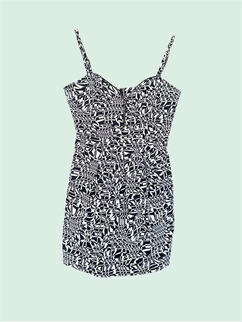 ZARA TRF, WOMENS, BLACK & WHITE MINI DRESS WITH GEOMETRIC DESIGN. SIZE S